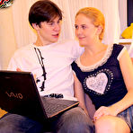 First pic of SELL YOUR GF -//- Guys sell their GFs to strangers like prostitutes!!!