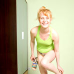 Second pic of Pee Hunters - free peeing porn photo galleries, peeing teens