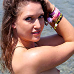 Third pic of U Got It Flaunt It
