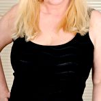 First pic of AllOver30 Free - Presents Gorgeous Mature Venice