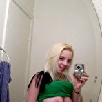 Second pic of Photo gallery of a big-tittied chick camwhorin