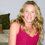 First pic of Amateur Blonde MILF Models Nude
