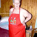 Third pic of OmaGeil.com - Exclusive Granny Porn