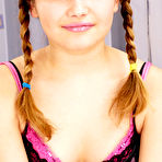 Third pic of ATK Hairy Presents Free Thumbnailed Gallery