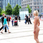 Third pic of Nude-in-Public
