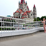 First pic of Nude-in-Public