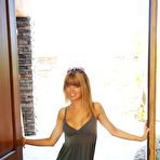 First pic of Diddy Licious - pretty girl with small boobs!