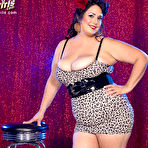 First pic of XLGirls.com - Rikki Waters - Sex Trainer