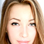 Fourth pic of MetArt - Leyla BY Matiss - DIVOCAE