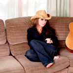 First pic of Simply Devon - Amateur teen model and aspiring musician!
