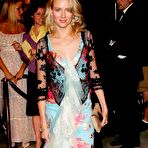 First pic of Naomi Watts