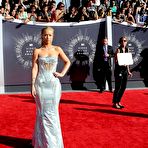 Third pic of Iggy Azalea at 2014 MTV Video Music Awards