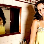 First pic of Petria in the Bathrooom - Girls Out West