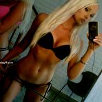 Second pic of Sexting18 - Amateur Sexting Pictures and Self Shot Videos | Mirror Girlfriends!