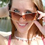 First pic of Brooke in nothing but sunglasses | Nextdoor Mania