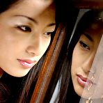 Third pic of Japanese beauty shows off her lingerie