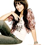 Fourth pic of Ashlee Simpson