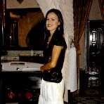 Third pic of Beautiful Thai teen Duan gets pics taken by her bf