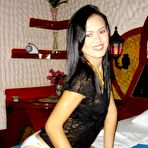 Fourth pic of Beautiful Thai teen Duan gets pics taken by her bf