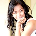 Second pic of Cute young Filipina teen Sissi solo posing