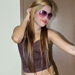 First pic of Asian bargirl\'s shaved twat very tight for white dick