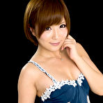 First pic of Oshiro Kaede does handjob for cameraman