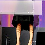 Second pic of Sarah Jessica Parker posing for paparazzi