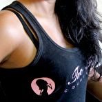 Third pic of Amateur Filipina with spectacular muff strips naked for cam