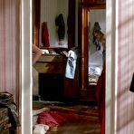 First pic of Vanessa Paradis fully nude in Noce blanche