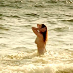 Second pic of Lola Naymark full frontal nude vidcaps