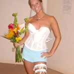 Third pic of WifeBucket.com - Real submitted pics of amateur housewives from nextdoor!