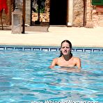 First pic of Whipping leads her to climax