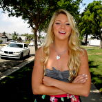 First pic of Jessie plugged and pumped