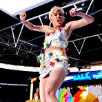 Third pic of Miley Cyrus legs and upskirt on the stage