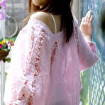 Second pic of Sexy teen Iori Mizuki gets a hot photo shoot