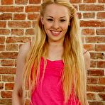 First pic of Blond slut Lola Taylor bounces on his hard dick