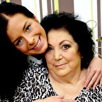 First pic of This hot babe seduces an older lesbian