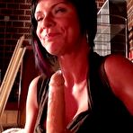 First pic of Leticia, una MILF espa&ntilde;ola busca trabajo de lo que sea - Milf