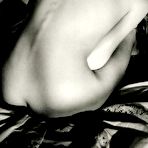 Third pic of :: Babylon X ::Laetitia Casta gallery