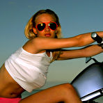 Fourth pic of DARIA B  BY PASHA - PALLADIUS - ORIG. PHOTOS AT 3800 PIXELS - &copy; 2006 MET-ART.COM
