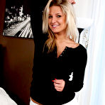 First pic of Pink Socks and White Smile at Free Porn Cache