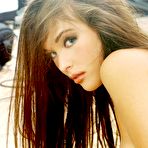 Third pic of Janelle Elson Posing Naked On A Carpet