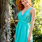 First pic of Naked Redhead Lost In The Woods