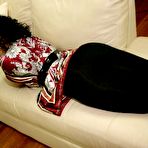 First pic of Huge Black Ebony Ass in Yogapants !