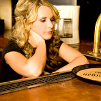 First pic of Tweety Valentine: Hot and sexy blond babe,... - BabesAndStars.com