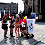 Second pic of Nude in Public - Public Nudity - Naked In Public - Outdoor - Exhibtionism - Flashing - NIP-Activity.com