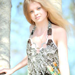 First pic of Kisa A: Presenting Kisa by Paromov - Complacent postures, fresh beauty, and refreshingly green location. @ Ideal Teens Gallery