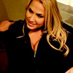 First pic of Tonight's Girlfriend - Alanah