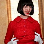 First pic of Fifties suit and nylons striptease performed by nasty mature teacher