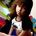 Fourth pic of Akiho Yoshizawa  &raquo; East Babes